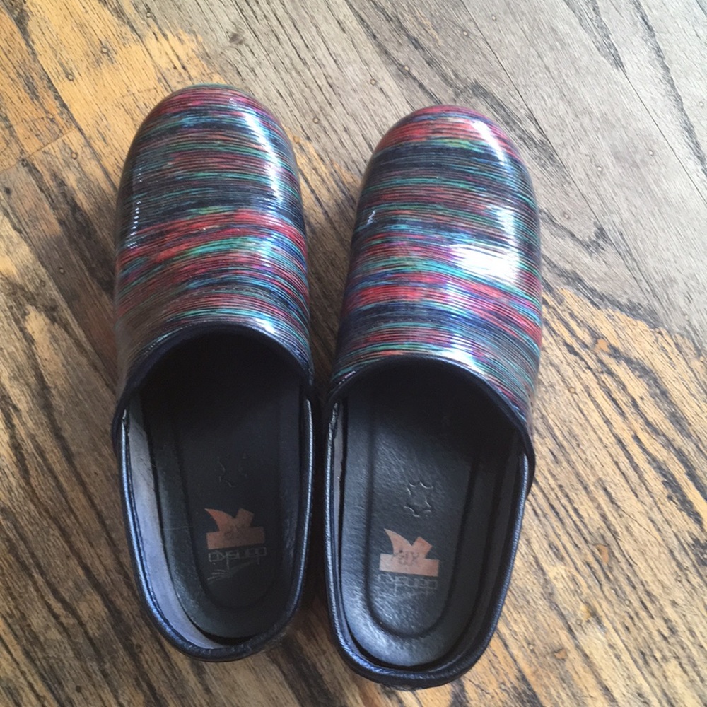 Dansko XP size 40 multi-color waterproof clogs